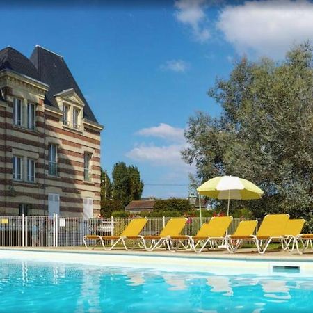 Cosy Appartement Dans Une Villa Avec Piscine, Proche Du Centre Et De La Mer กาบูร์ก ภายนอก รูปภาพ
