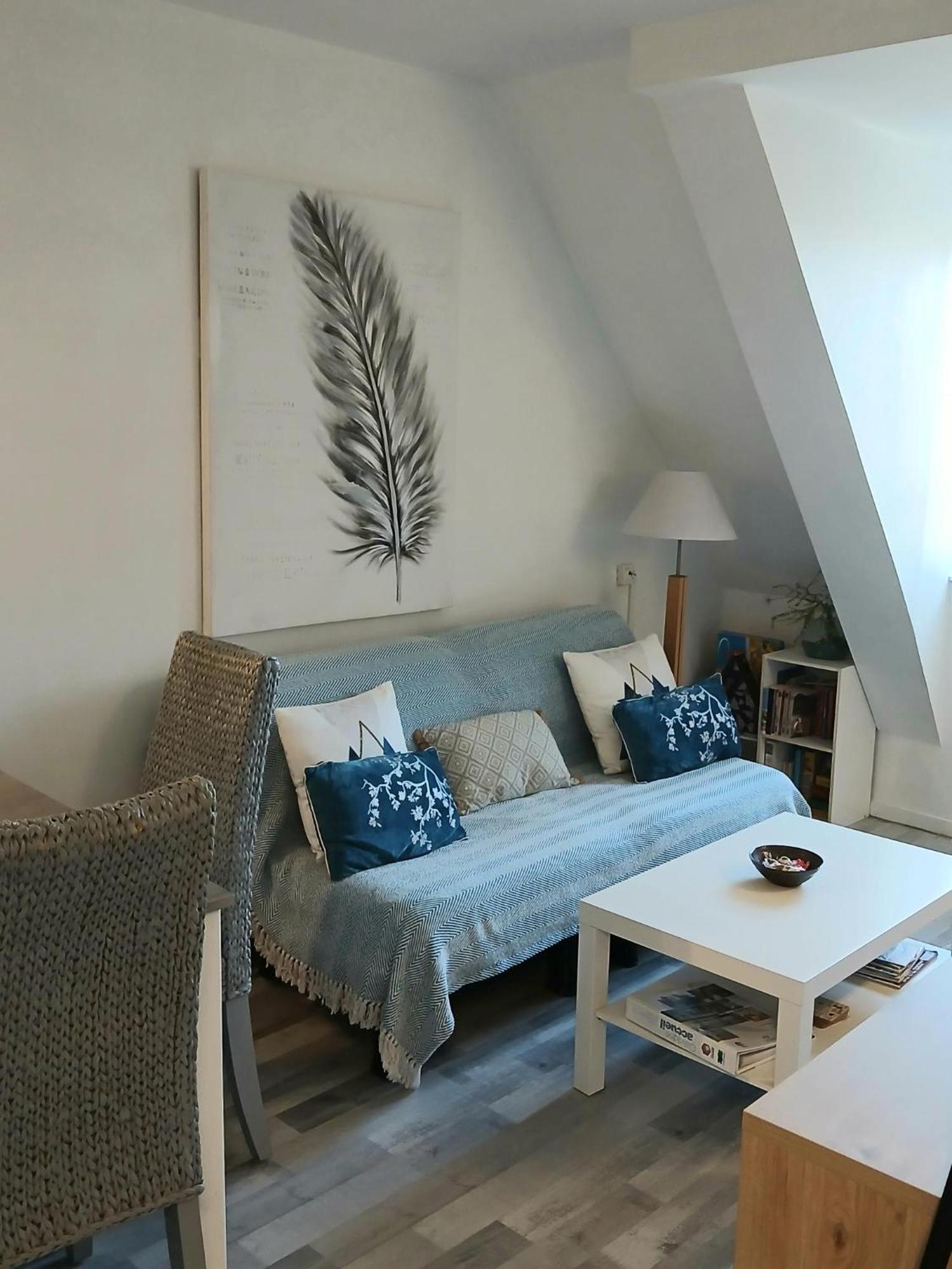 Cosy Appartement Dans Une Villa Avec Piscine, Proche Du Centre Et De La Mer กาบูร์ก ภายนอก รูปภาพ